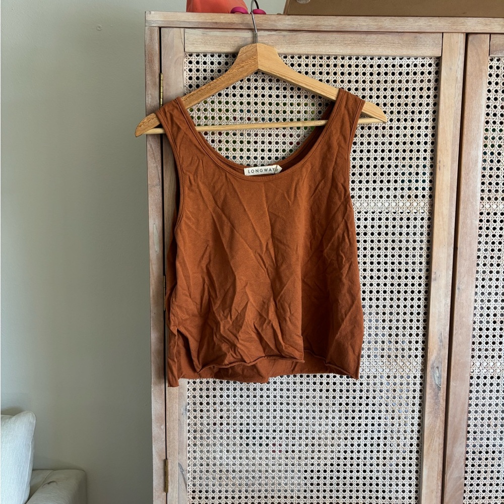 longway cropped tank